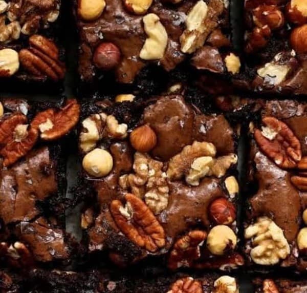 Chocolate Walnut Brownie from The Fudgy Square, Gujrat